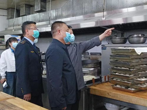 盧劍平帶隊開展“五一”期間市場監(jiān)管領域安全檢查，筑牢食品藥品與特種設備安全防線